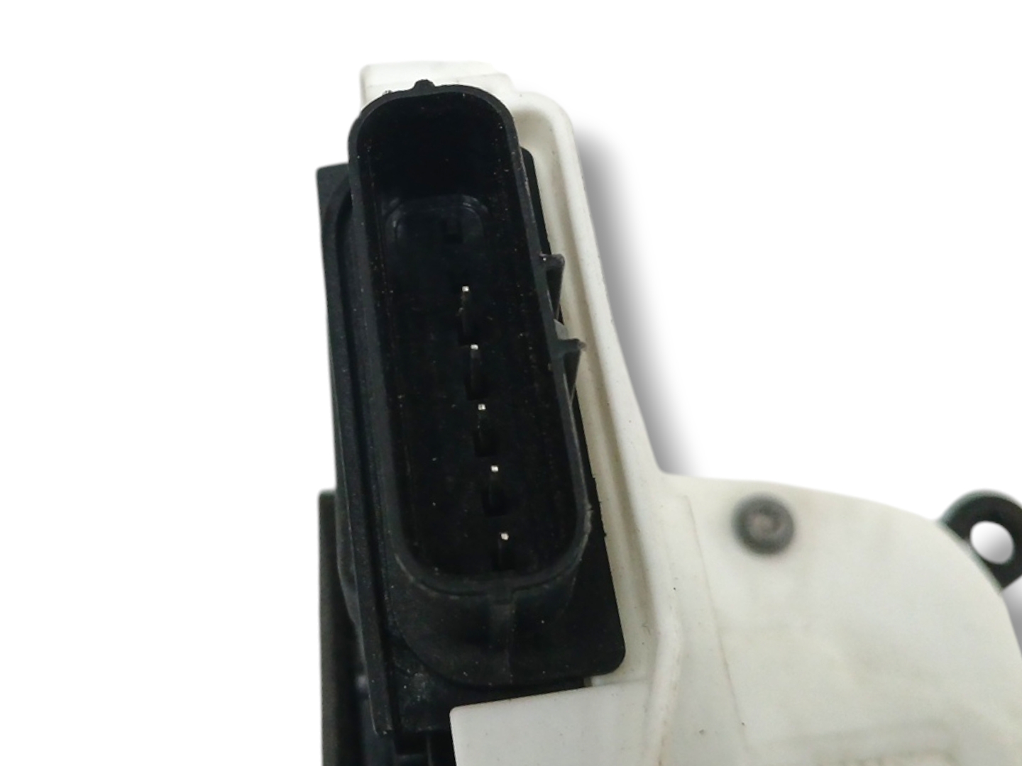 CERRADURA PUERTA DELANTERA IZQUIERDA 