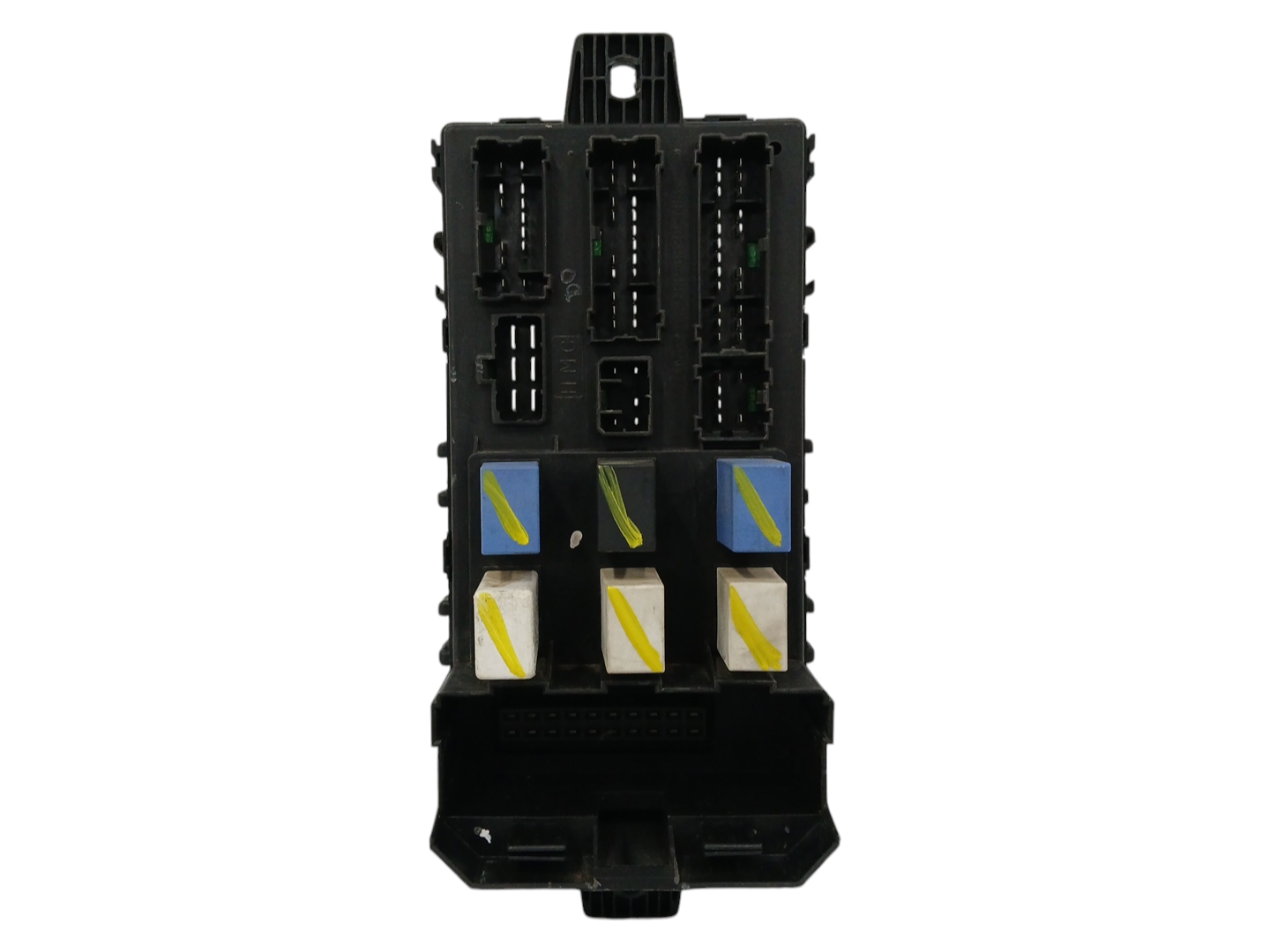 CAJA RELES / FUSIBLES