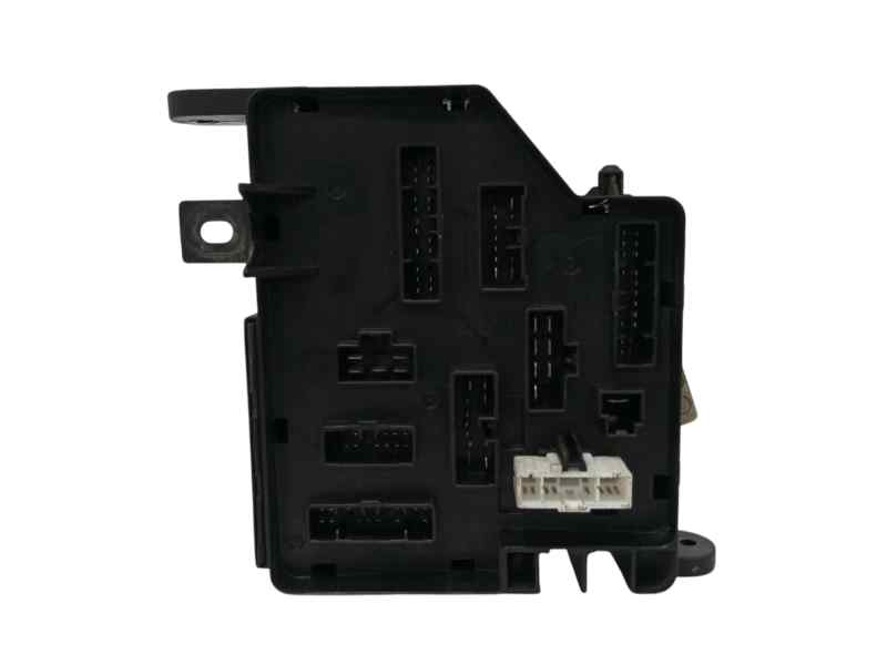 CAJA RELES / FUSIBLES