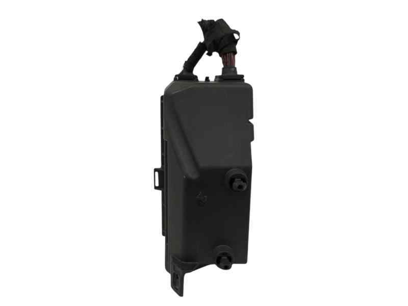 CAJA RELES / FUSIBLES