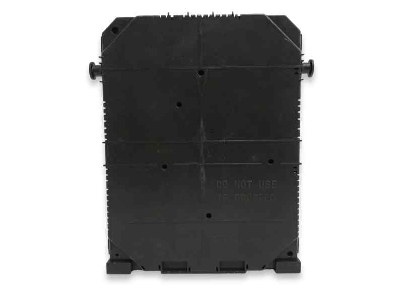 CAJA RELES / FUSIBLES