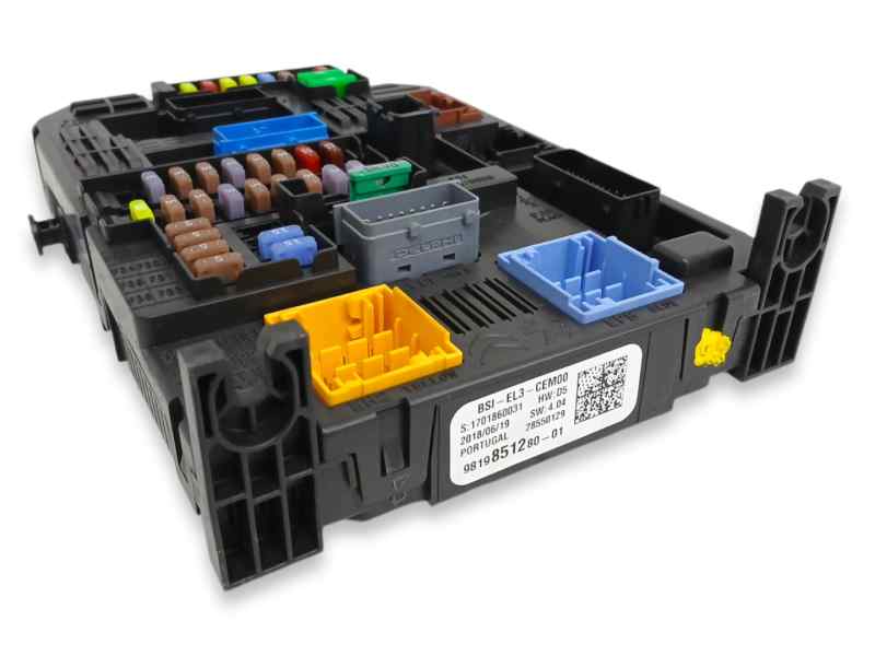 CAJA RELES / FUSIBLES