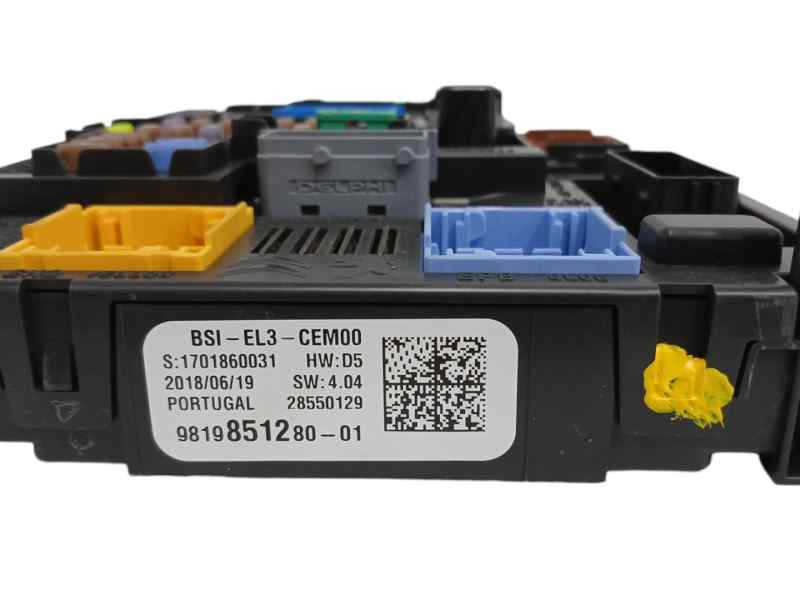 CAJA RELES / FUSIBLES