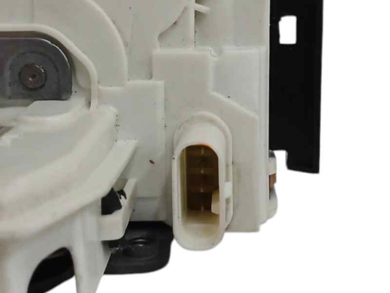 CERRADURA PUERTA DELANTERA DERECHA