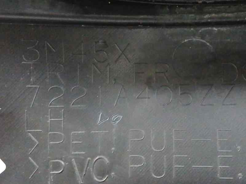GUARNECIDO PUERTA DELANTERA IZQUIERDA