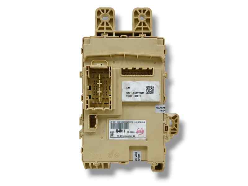CAJA RELES / FUSIBLES