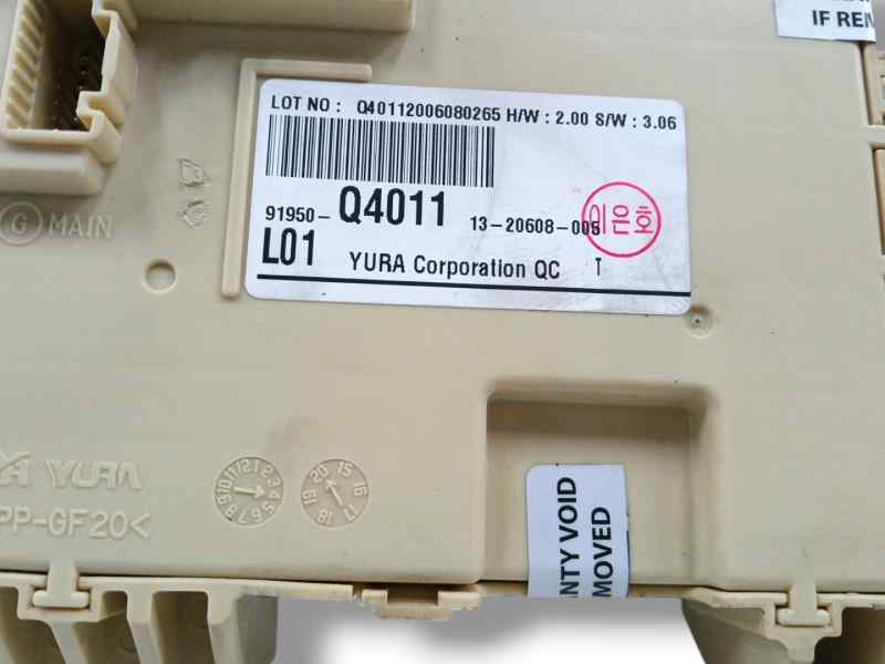 CAJA RELES / FUSIBLES