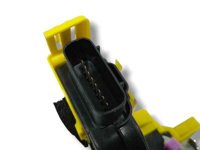 CERRADURA PUERTA DELANTERA IZQUIERDA 