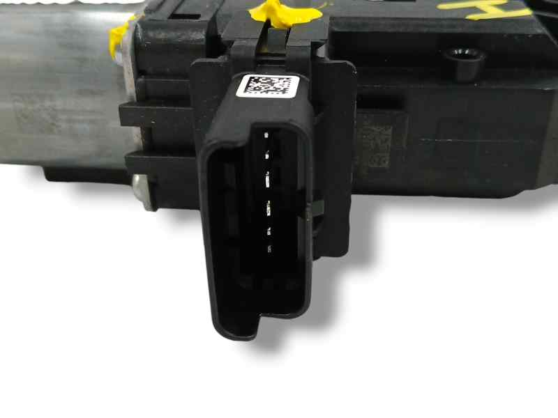 MOTOR ELEVALUNAS DELANTERO IZQUIERDO