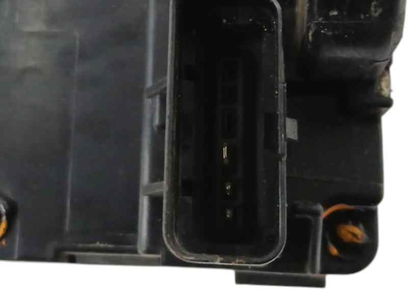 CERRADURA PUERTA DELANTERA DERECHA