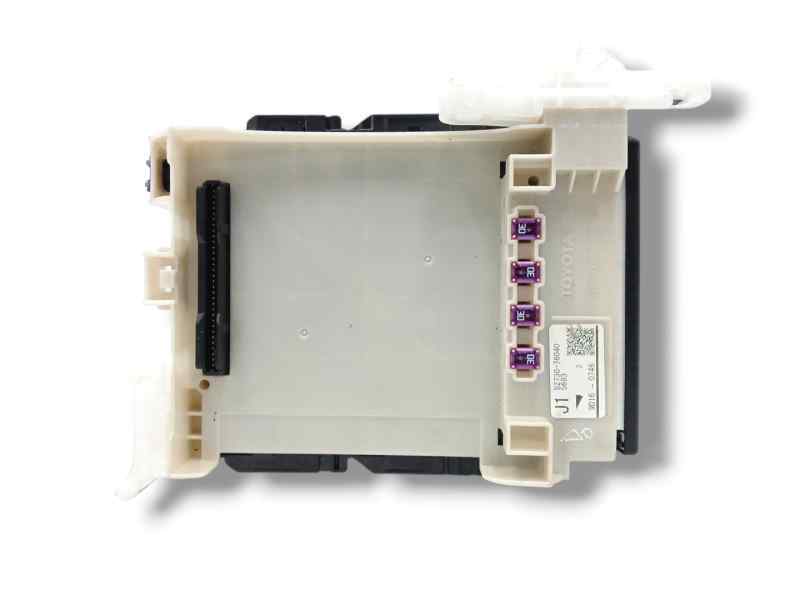 CAJA RELES / FUSIBLES