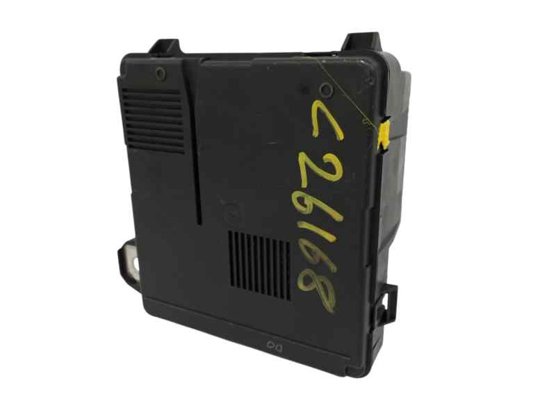 CAJA RELES / FUSIBLES