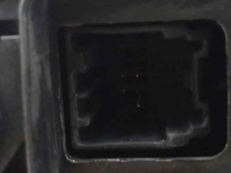 CERRADURA PUERTA TRASERA DERECHA 