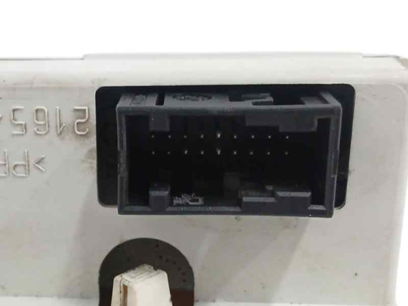PANTALLA MULTIFUNCION