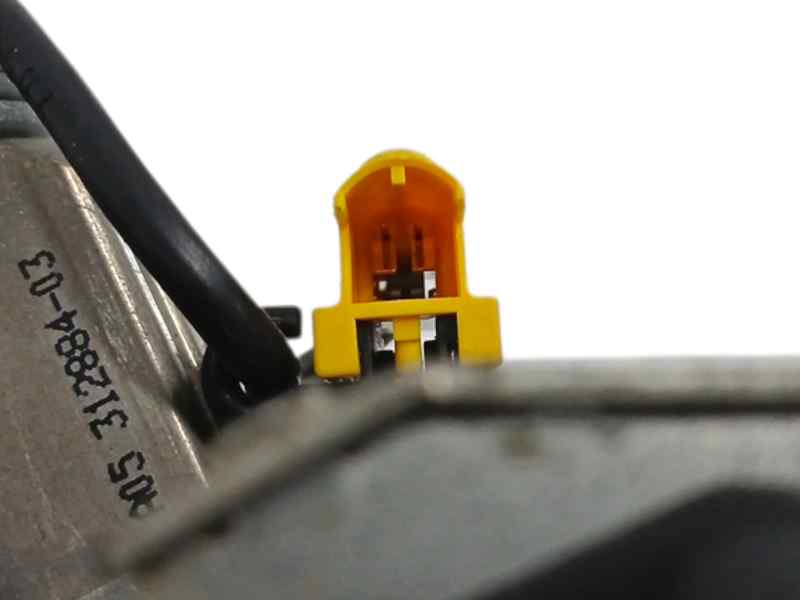 CINTURON SEGURIDAD DELANTERO DERECHO