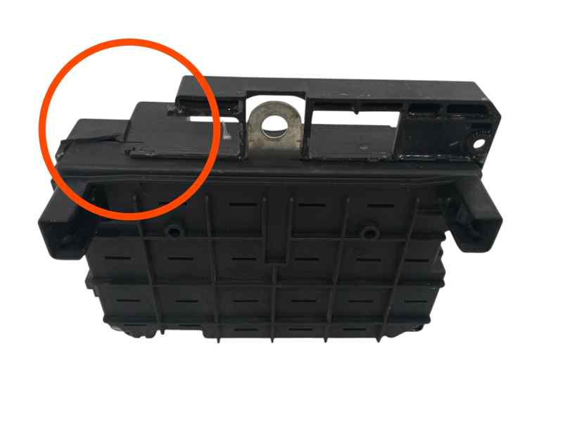 CAJA RELES / FUSIBLES