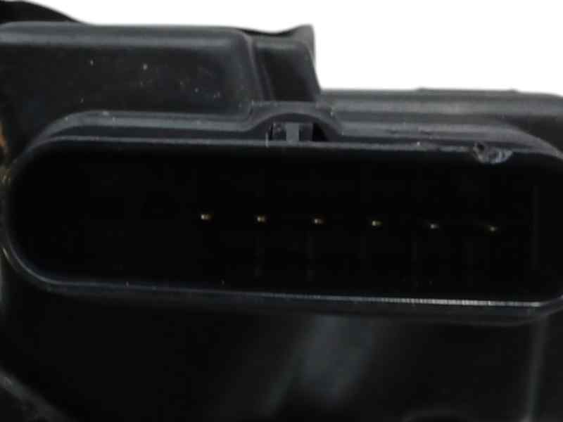 CERRADURA PUERTA TRASERA IZQUIERDA 