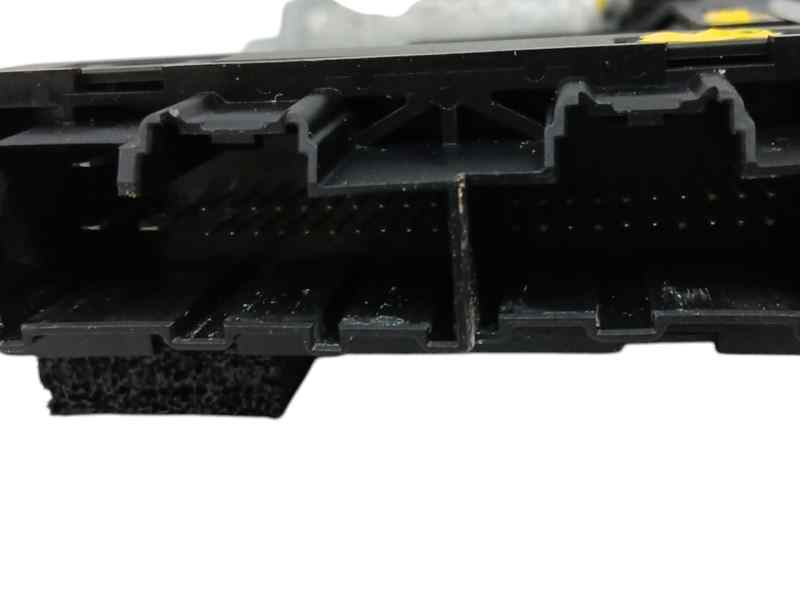 MOTOR ELEVALUNAS DELANTERO IZQUIERDO