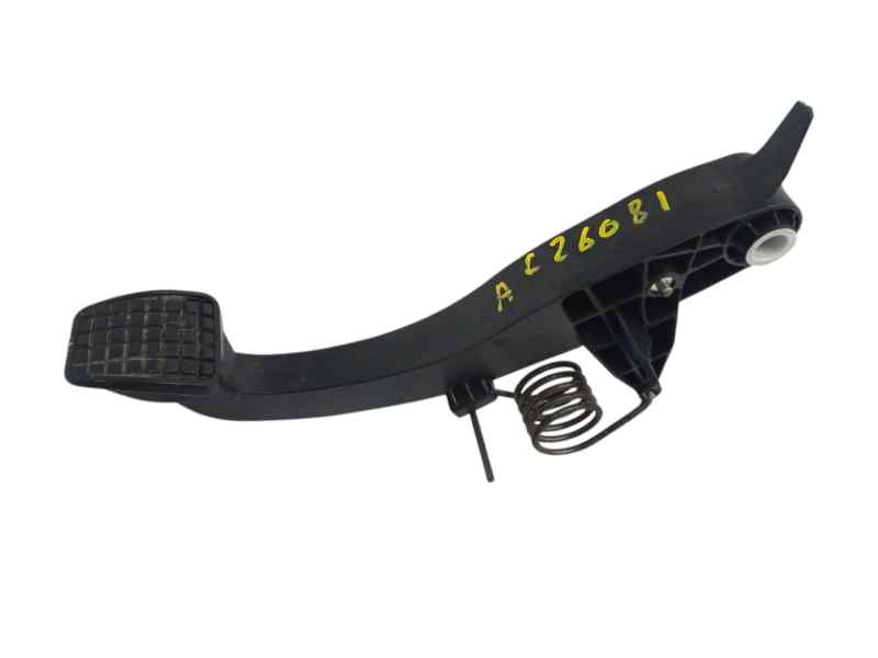 PEDAL EMBRAGUE