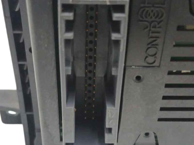 PANTALLA MULTIFUNCION