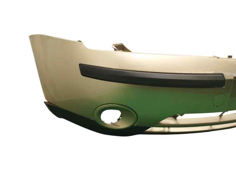 PARAGOLPES DELANTERO