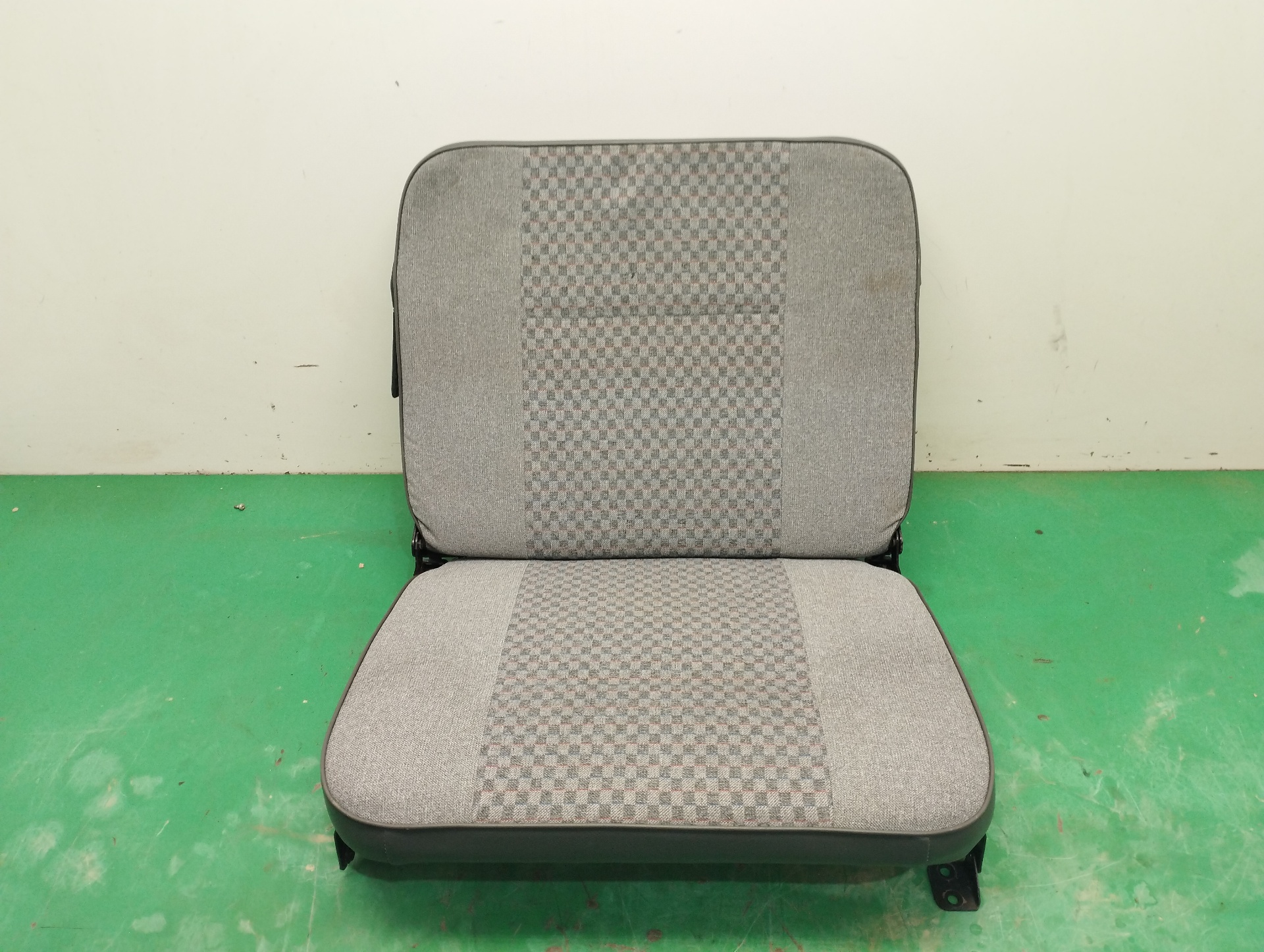 # ASIENTO SIMPLE ADAPTABLE