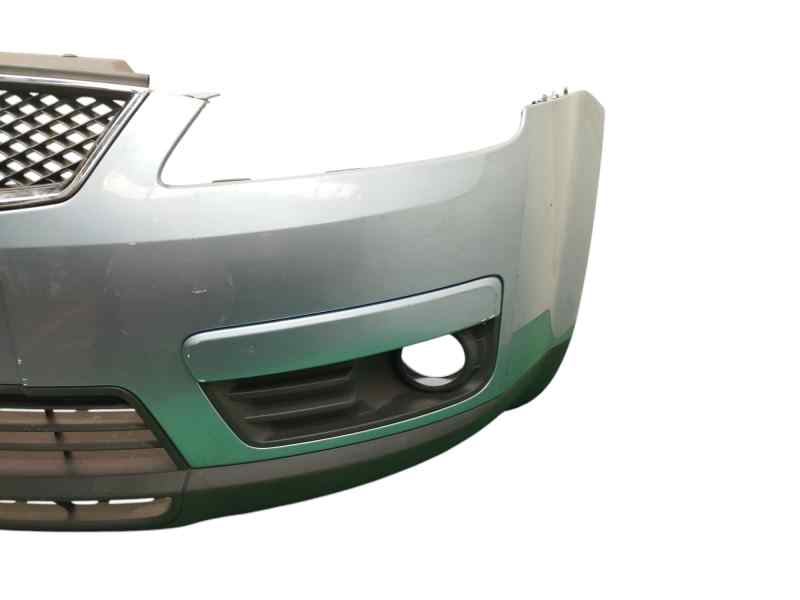 PARAGOLPES DELANTERO