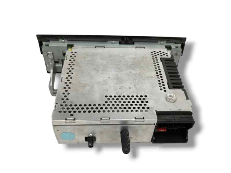 SISTEMA AUDIO / RADIO CD
