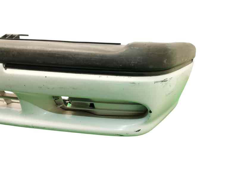 PARAGOLPES DELANTERO