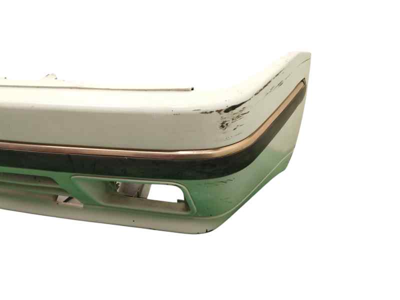 PARAGOLPES DELANTERO