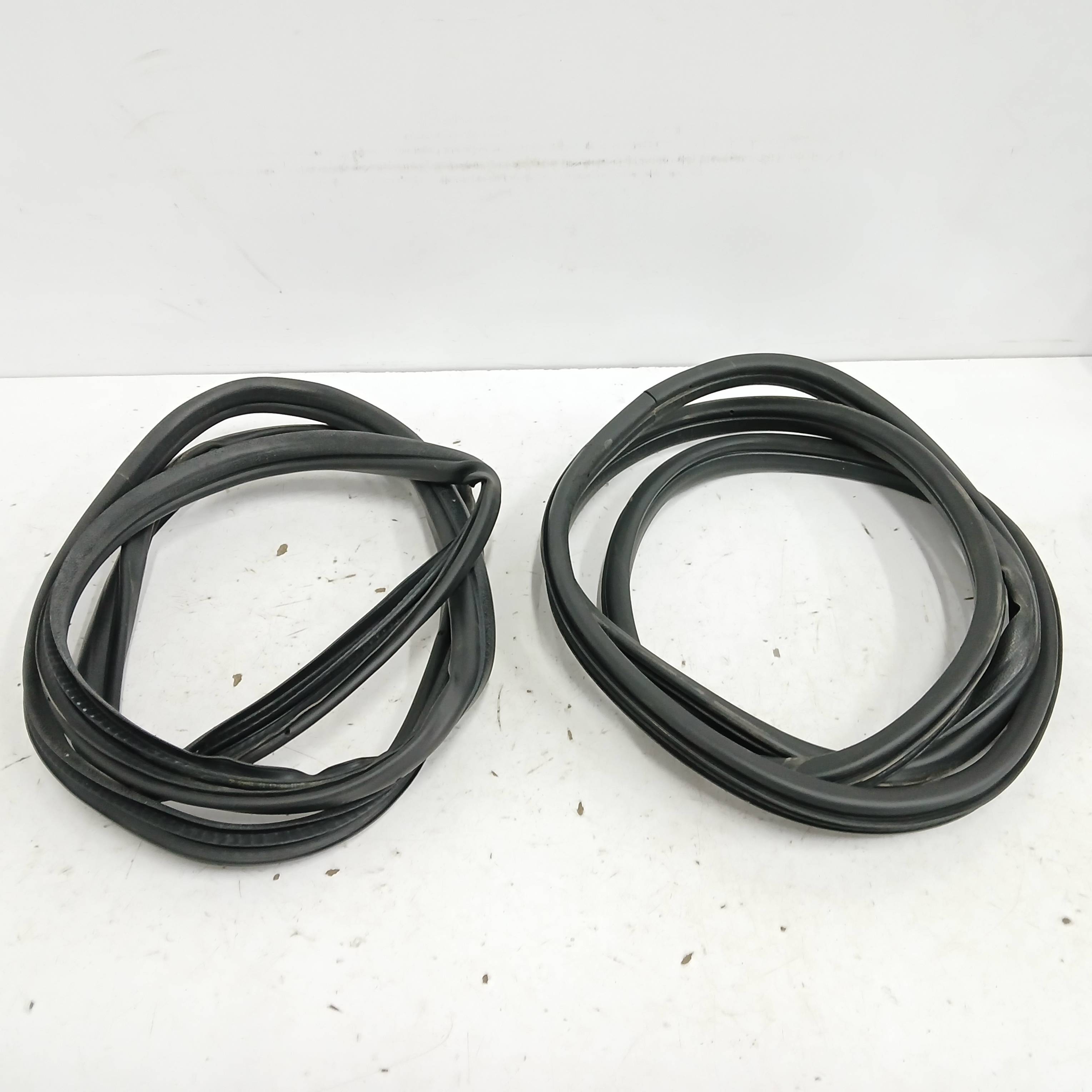 GOMAS CONTORNO PUERTA