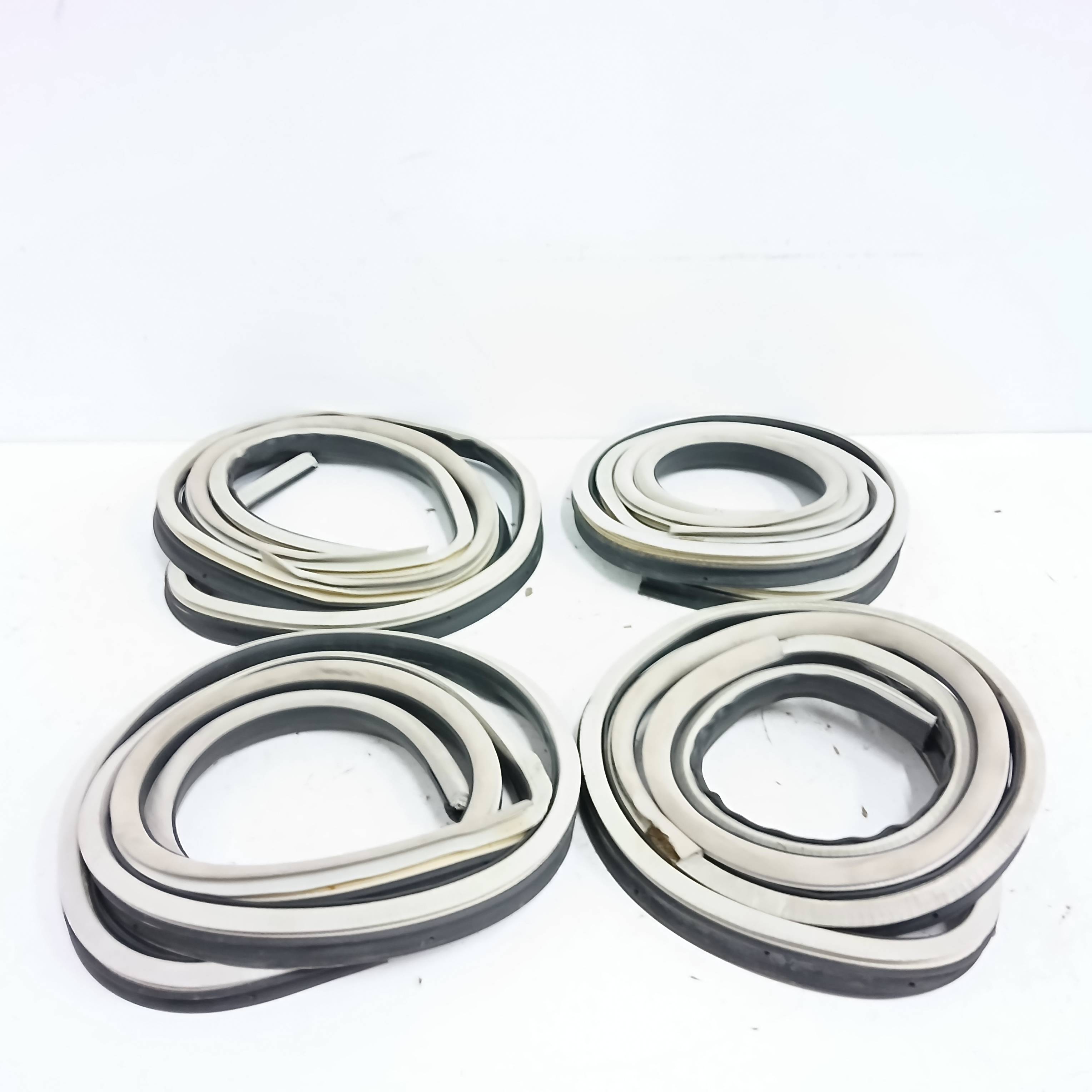 GOMAS CONTORNO PUERTA