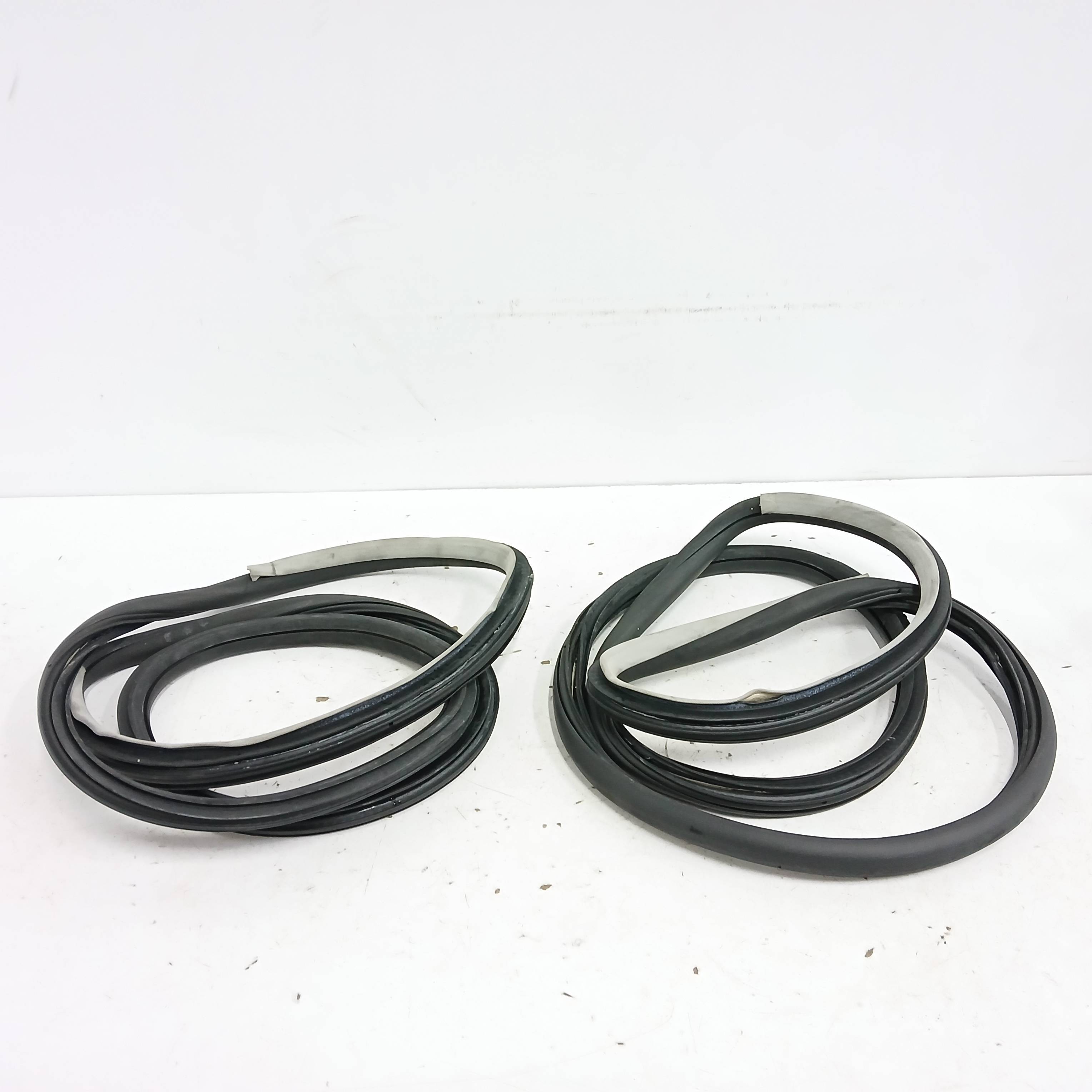 GOMAS CONTORNO PUERTA