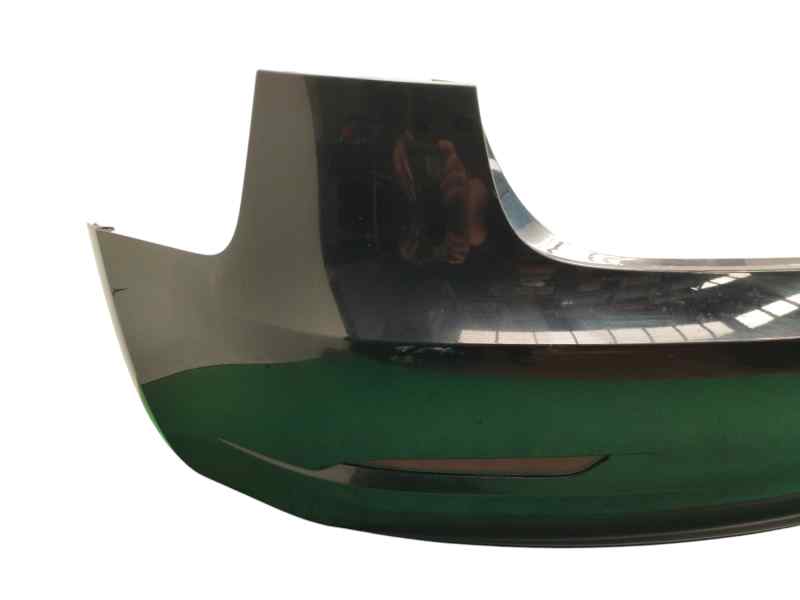 PARAGOLPES TRASERO