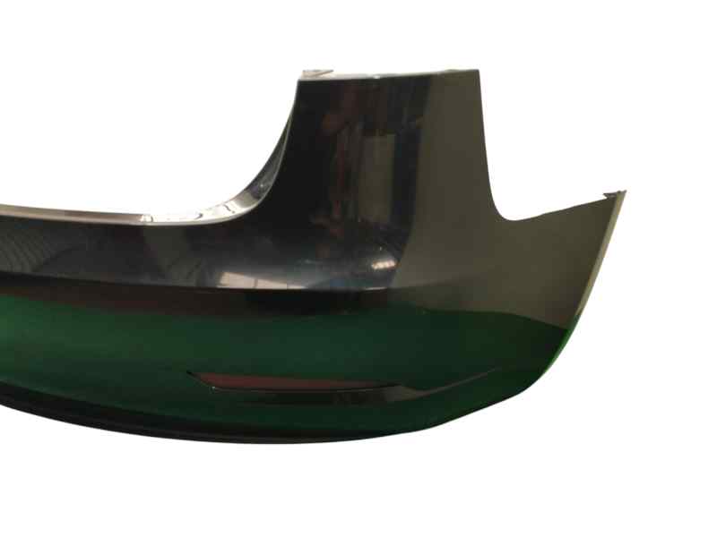 PARAGOLPES TRASERO