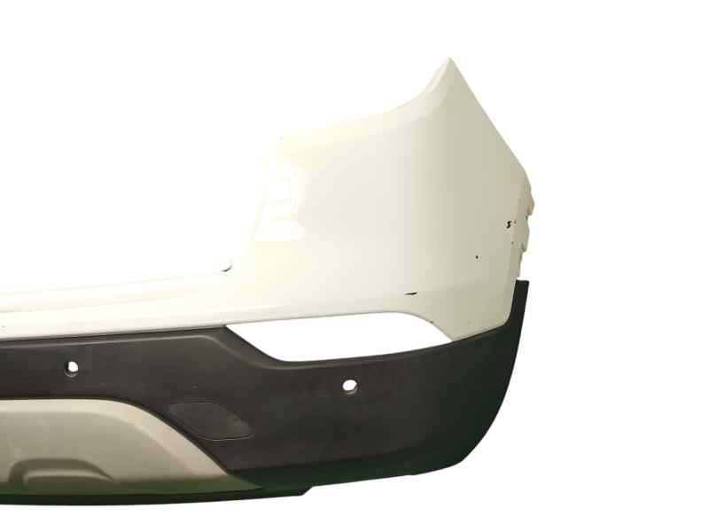 PARAGOLPES TRASERO