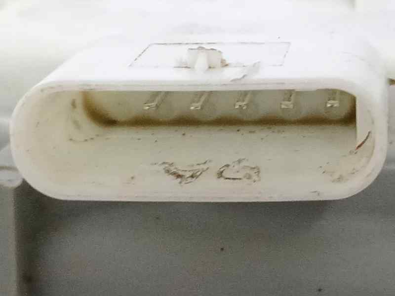 CERRADURA PUERTA TRASERA IZQUIERDA 