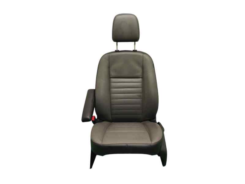 ASIENTO DELANTERO IZQUIERDO