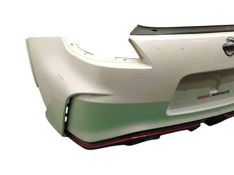 PARAGOLPES TRASERO