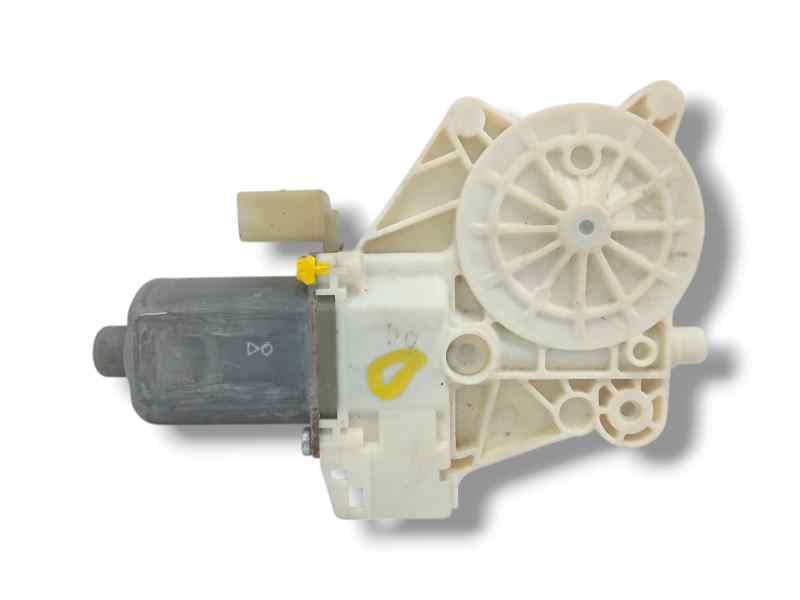 MOTOR ELEVALUNAS DELANTERO DERECHO