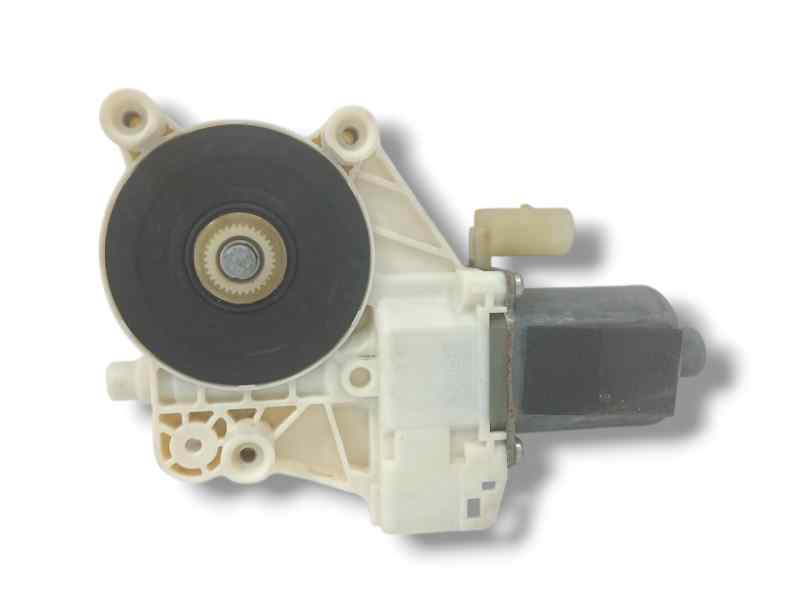 MOTOR ELEVALUNAS DELANTERO DERECHO