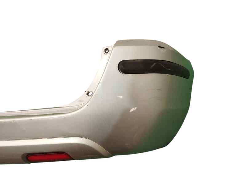 PARAGOLPES TRASERO