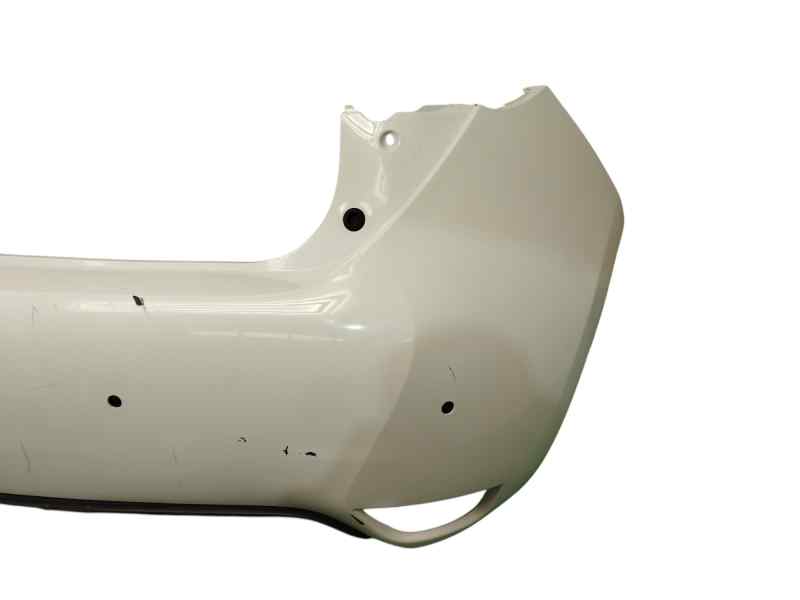 PARAGOLPES TRASERO