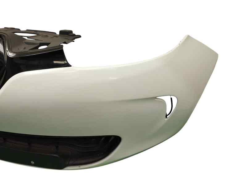 PARAGOLPES DELANTERO