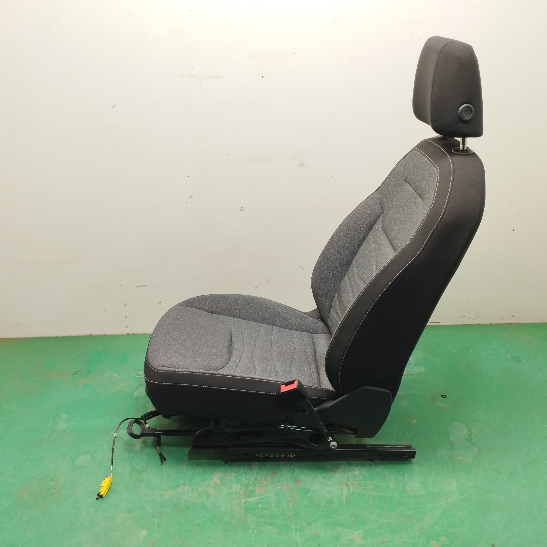 ASIENTO DELANTERO DERECHO