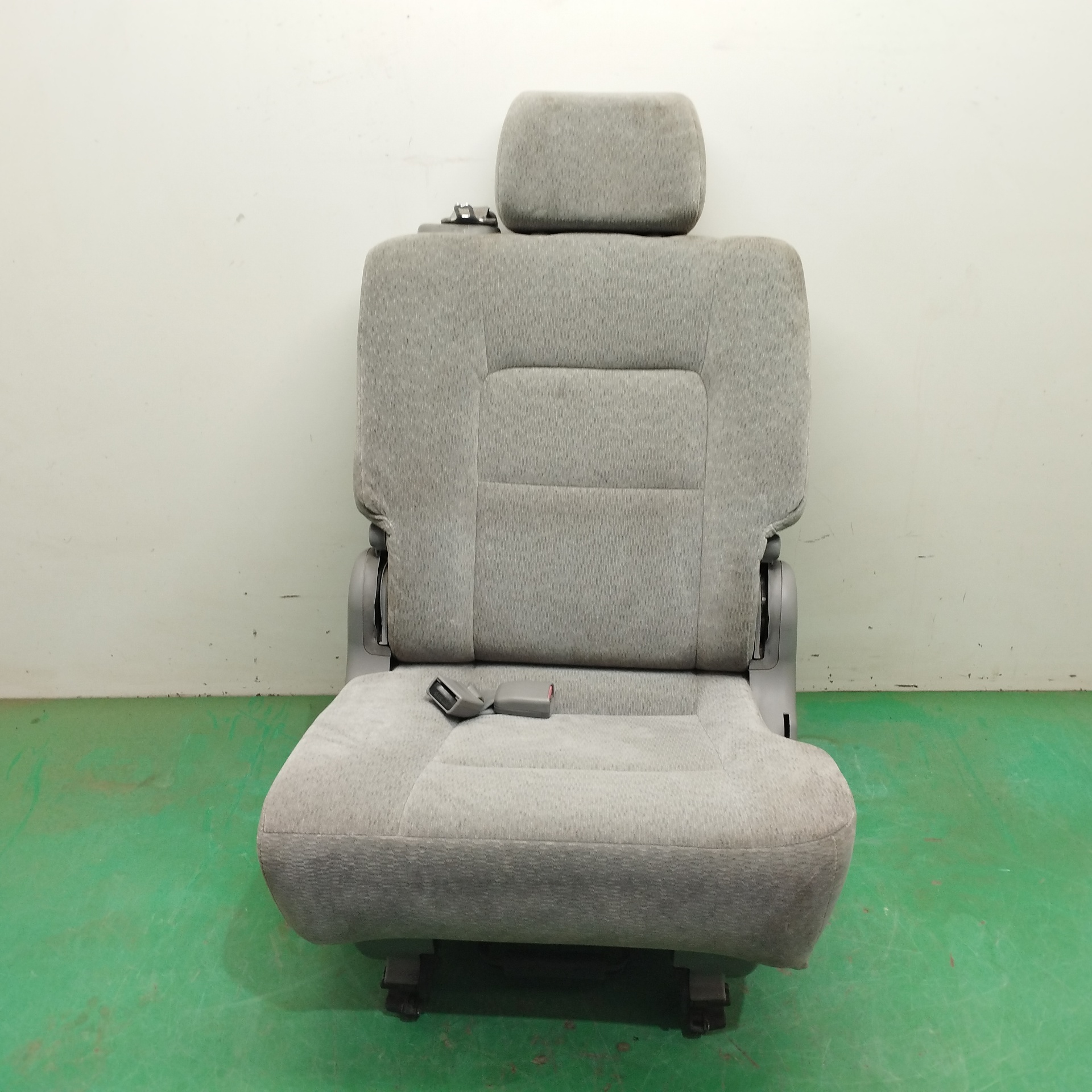 # ASIENTO AUTO SIMPLE