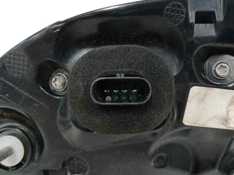 PILOTO TRASERO DERECHO INTERIOR