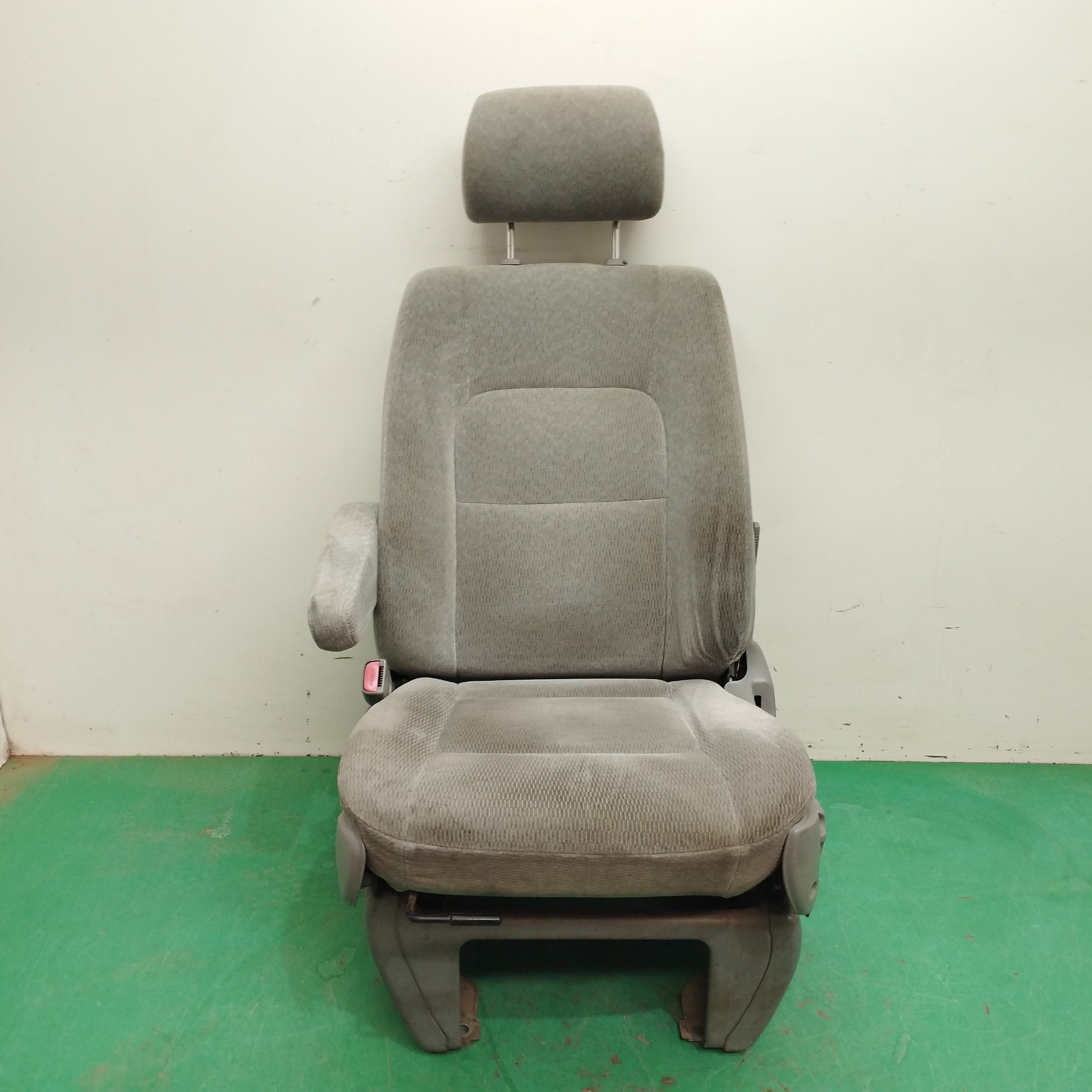 # ASIENTO AUTO SIMPLE