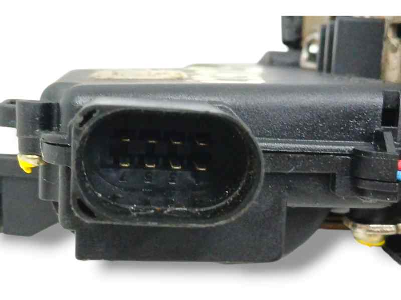 CERRADURA PUERTA DELANTERA IZQUIERDA 