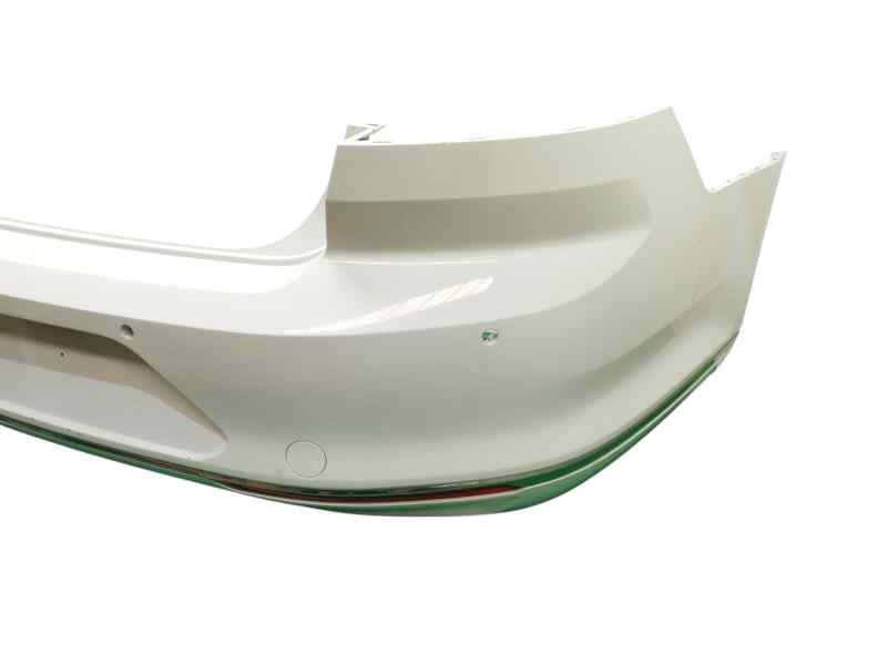 PARAGOLPES TRASERO